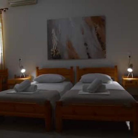 Polemarhos Guest House 6 กาลัมปากา ภายนอก รูปภาพ