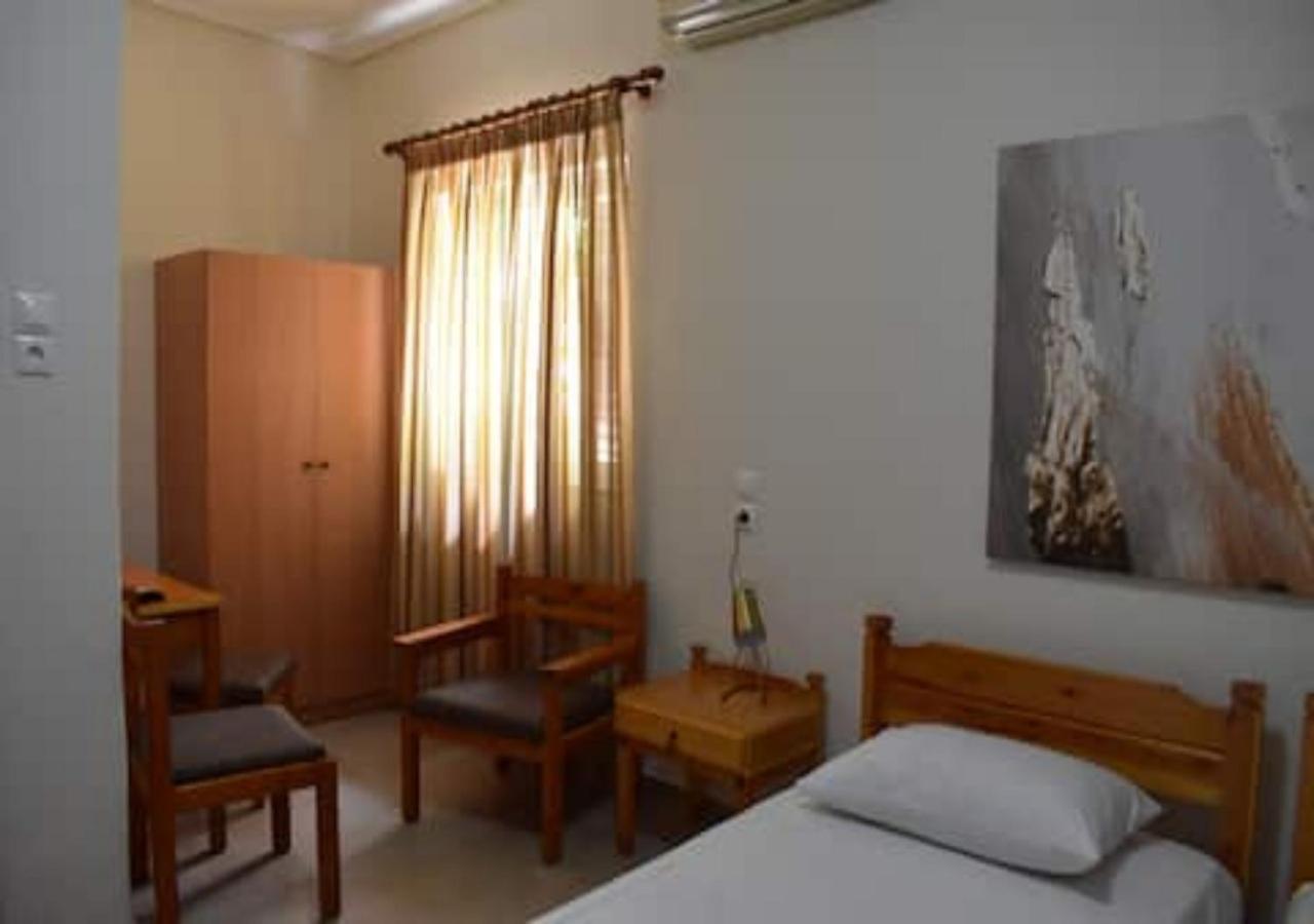 Polemarhos Guest House 6 กาลัมปากา ภายนอก รูปภาพ
