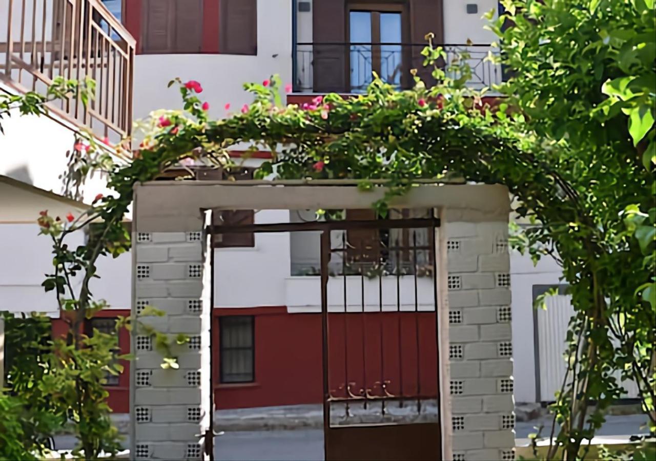 Polemarhos Guest House 6 กาลัมปากา ภายนอก รูปภาพ
